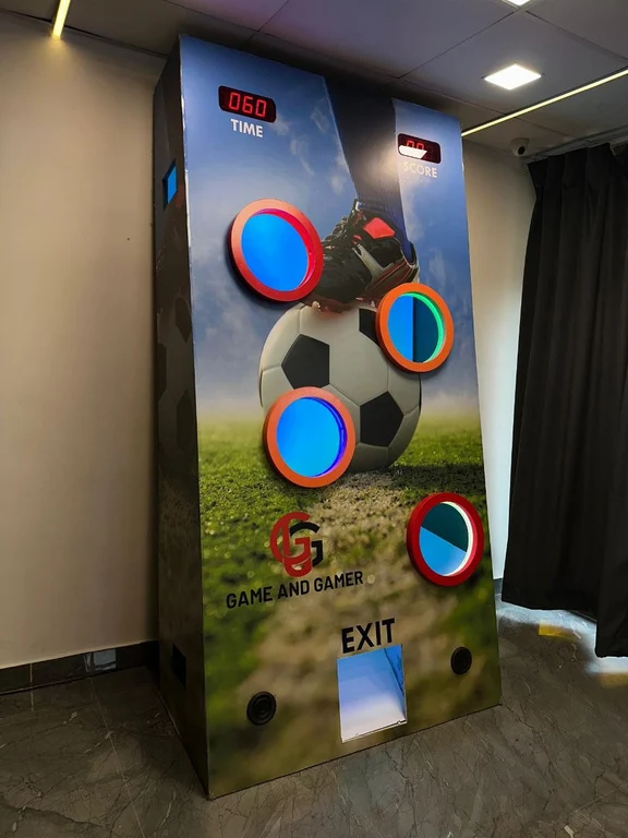 Interactive football shootout machine